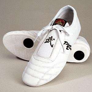  Pine Tree Low Cut Sneaker (White)   Size 7 1/2 Sports 