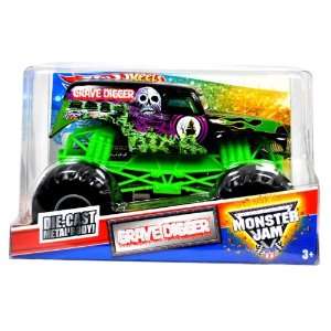 NEW * FOUR TIME CHAMPION * Hot Wheels Monster Jam 124 Scale Die Cast 