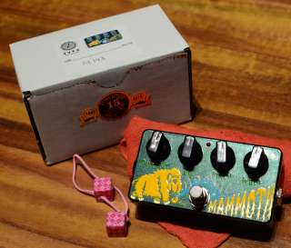 New Z.Vex Hand Painted Woolly Mammoth Fuzz +Cable ZVex  