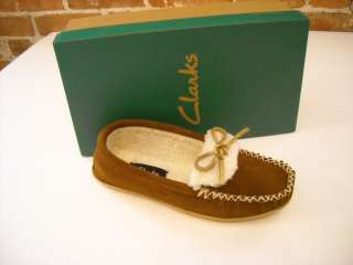 Clarks BROWN Suede & Shearling Moc SLIPPER Womens 6  