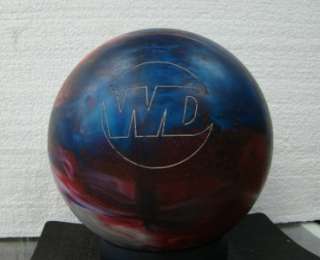WD COLUMBIA 300 10LB BOWLING BALL BLUE/RED/WHITE  