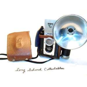   Argus Seventy Five TLR Camera With Case and Argus Flash *AS PICTURED