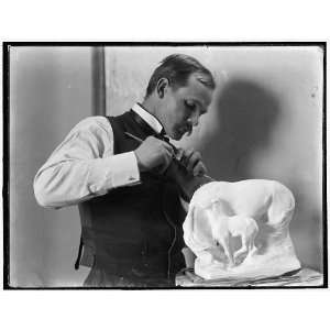  Solon Hannibal Borglum,1868 1922,American sculptor