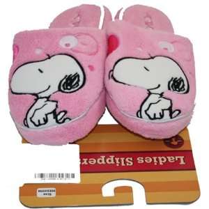  Peanuts Snoopy Ladies Fuzzy Fleece Slippers Size Medium 
