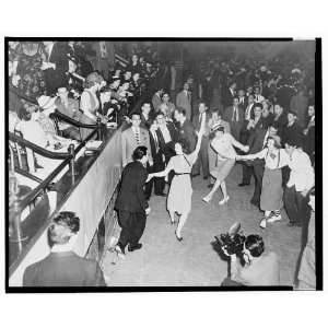   jitterbug dancing,photographer,1938,Alan Fisher