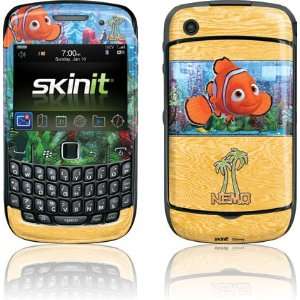  Nemo with Fish Tank skin for BlackBerry Curve 8530 