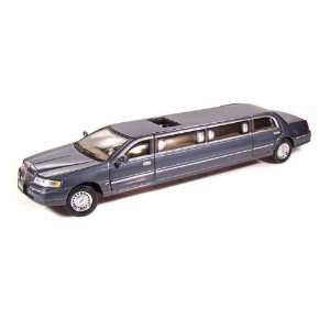  Lincoln Celebrity Limousine 1/24 Grey Toys & Games