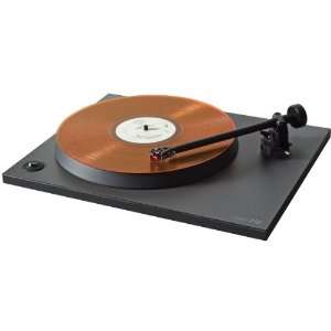   P2   Turntable with RB250 Tonearm with Bias 2 Cartridge Electronics