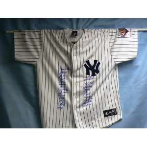  2009 Yankees Team Signed Jersey