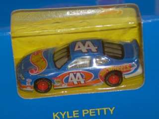 1996 HW #44 Kyle Petty Blue Box Hot Wheels Racing  
