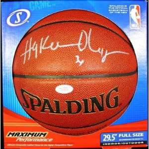  Autographed Hakeem Olajuwon Ball   Spalding I o Jsa 