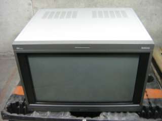 SONY BVM  D32E1WU COLOR VIDEO MONITOR TRINITRON   LOW CRT HOURS GREAT 