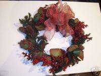 RED BERRY & PINE HOLIDAY WREATH PRIMITIVE CHRISTMAS  