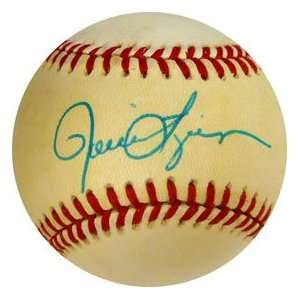  Rollie Fingers Autographed Baseball