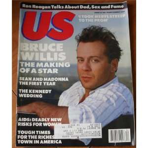    Bruce Willis the Making of a Star Jann S. Wenner (Editor) Books