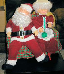GEMMY ANIMATED SANTA AND MRS CLAUS  