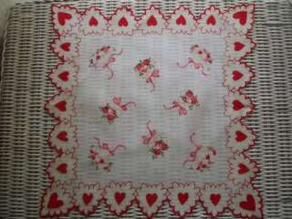 VINTAGE VALENTINES DAY RED HEARTS BOWS FLOWERS SCALLOPED HANKIE 