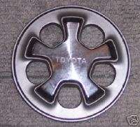 Toyota Camry wheel center hubcap  