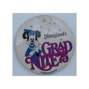 Mickey Mouse 1975 3 1/2 Disneyland Grad Nite Button 