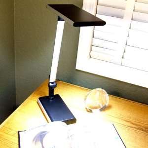  Supreme LED Panel Desk Lamp
