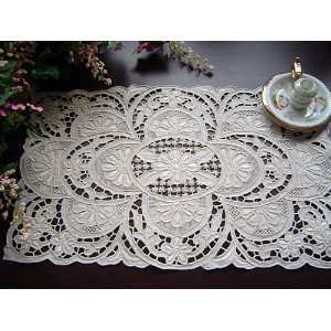  Unique Vintage Hand Embroidered/cutwork Placemat4