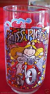 1981 McDonalds Glass MISS PIGGY Great Muppet Caper  