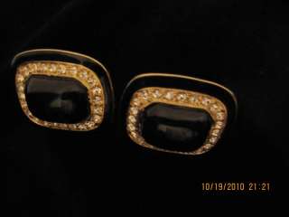 Awesome Vtg Earrings Gold Tone Black Stones Rhinestone  