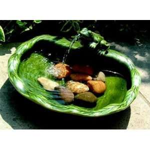   Solar Frog Fountain  Green Glazed by Smart Solar
