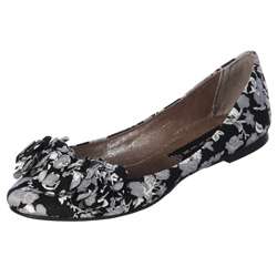   Madden Womens P Keri Black/ White Floral print Ruffle toe Flats
