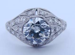 Ladies Platinum Art Deco Vintage Diamond Ring  