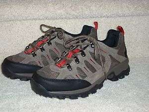 Mens St. Johns Bay Boulder Hiking Shoes Size 7.5 M New  