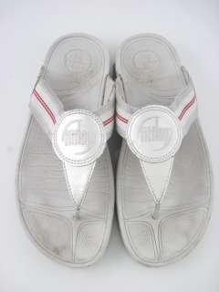 are bidding on a pair of FITFLOP Gray Rubber Thongs Flip Flops Sandals 