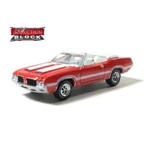  1970 Oldsmobile 442 Convertible 1/64 Red Toys & Games