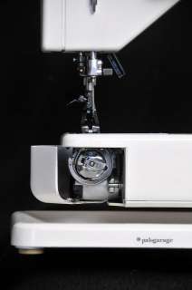   ELECTRONIC SEWING MACHINE *IDT WALKING FOOT *GORGEOUS *SERVICED*A