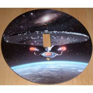 STAR TREK SHIP Light Switch Cover 5 Inch Round (12.5 Cms) Switch Plate 