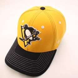 PITTSBURGH PENGUINS Z FIT ZEPHYR STRETCH FIT FITTED HAT THROWBACK 