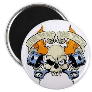  2.25 Magnet Live Fast Die Young Skull 