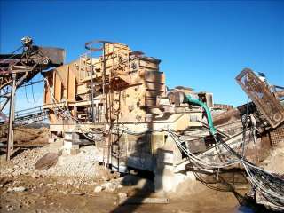 1991 UNIVERSAL 37 X 55 PORTABLE IMPACT CRUSHER  