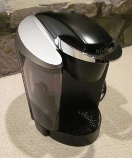 Keurig B60 Special Edition Brewing System   excellent condition w/ 60 