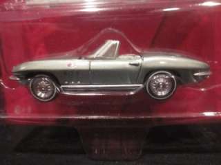 Johnny Lightning CHEVY THUNDER Lot of 4 1965, 1966 & 1967 Corvette 
