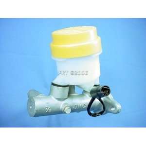  Qualitee International Parts 66 77 220 New Master Cylinder 