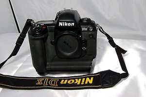 Nikon D1X 5.3 MP Digital SLR Camera   Black (Body Only) 18208252114 