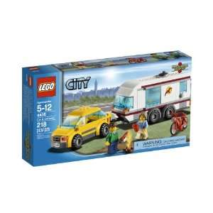  LEGO City Town Car and Caravan 4435 Toys & Games