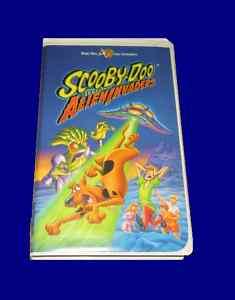 SCOOBY DOO AND THE ALIEN INVADERS VHS 014764153339  