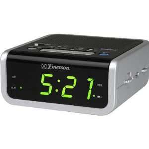  E SmartSet Clock Radio Electronics