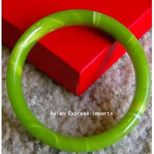  Spring Green Jade Bracelet Bangle with Exciting Veins 