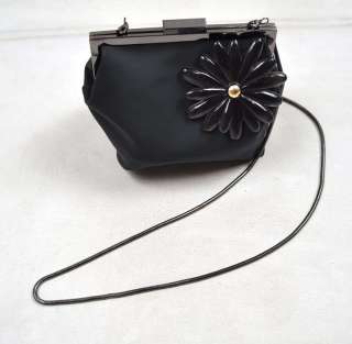 MARC JACOBS Daisy Clutch Handbag Bag Purse Black NEW  