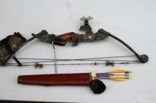 Childrens size compound bow and accessories   great condition  