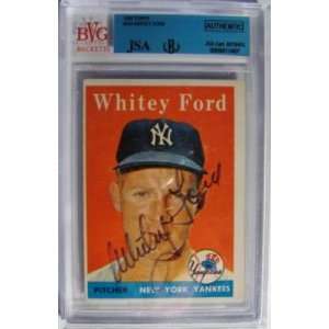 Whitey Ford SIGNED 1958 TOPPS Card JSA BECKETT   Signed MLB Baseball 