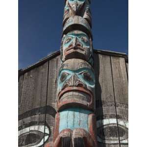  Totem Pole, Ravens Fort Tribal House, Fort William Seward, Haines 